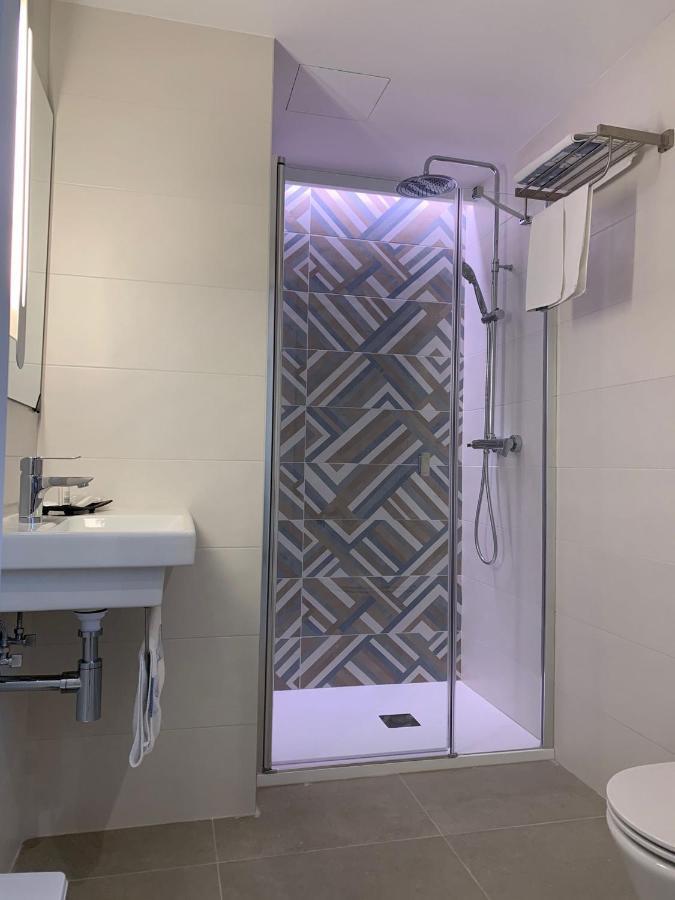 Hotel Brisa - Adults Only Сан-Антонио-Абад Экстерьер фото