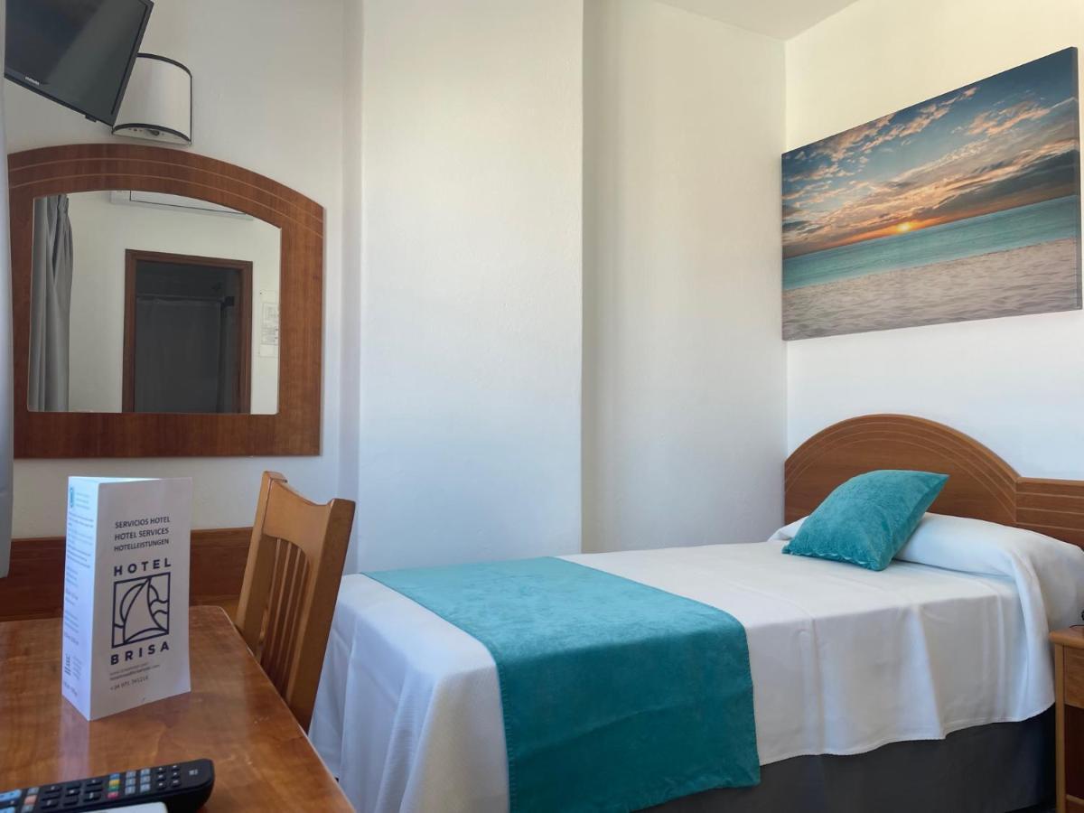 Hotel Brisa - Adults Only Сан-Антонио-Абад Экстерьер фото