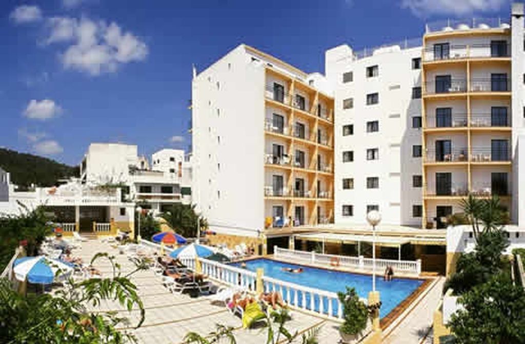 Hotel Brisa - Adults Only Сан-Антонио-Абад Экстерьер фото