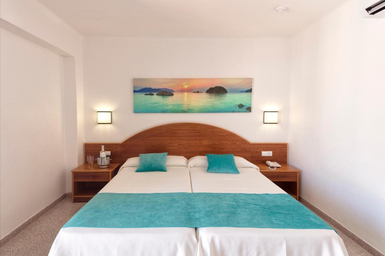 Hotel Brisa - Adults Only Сан-Антонио-Абад Экстерьер фото